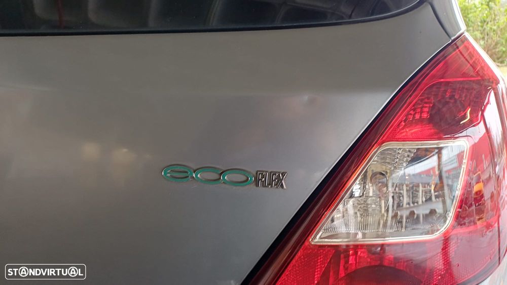 Opel Corsa 1.3 CDTI DPF EcoFLEX S&S Edition 111 Anos - 9