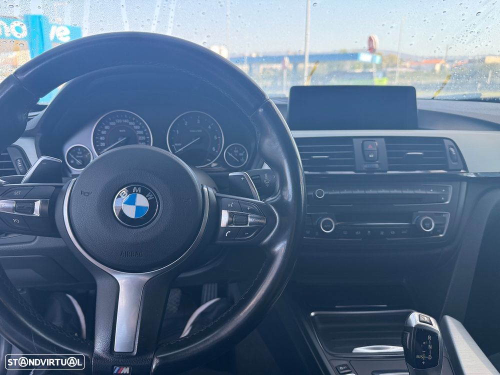 BMW 320 d Auto Pack M - 19
