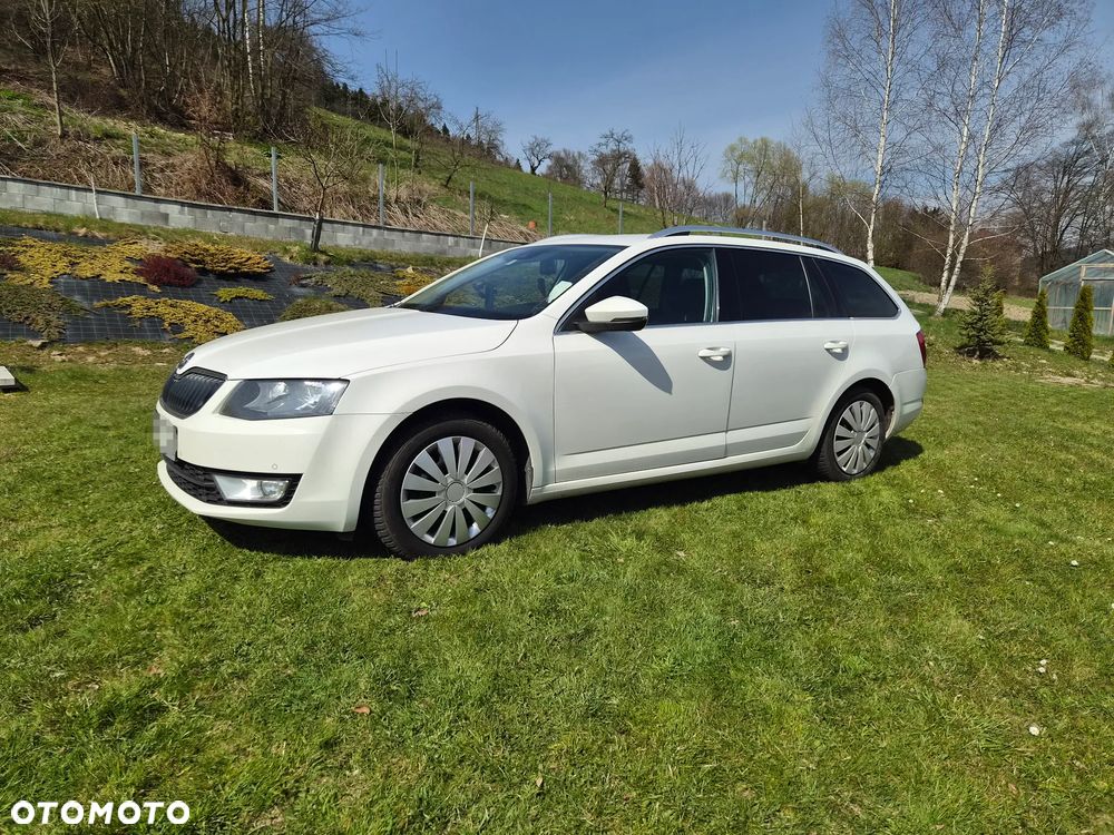 Skoda Octavia 1.6 TDI Ambiente - 1