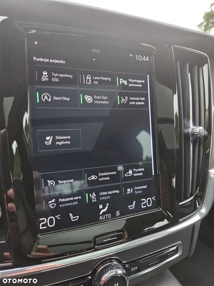 Volvo V90 - 16