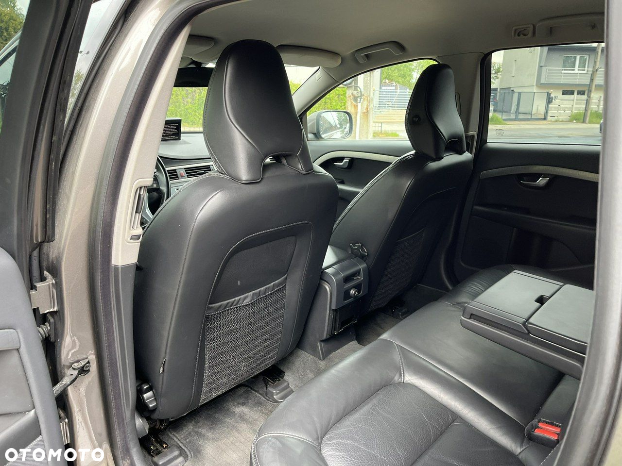 Volvo XC 70 - 22