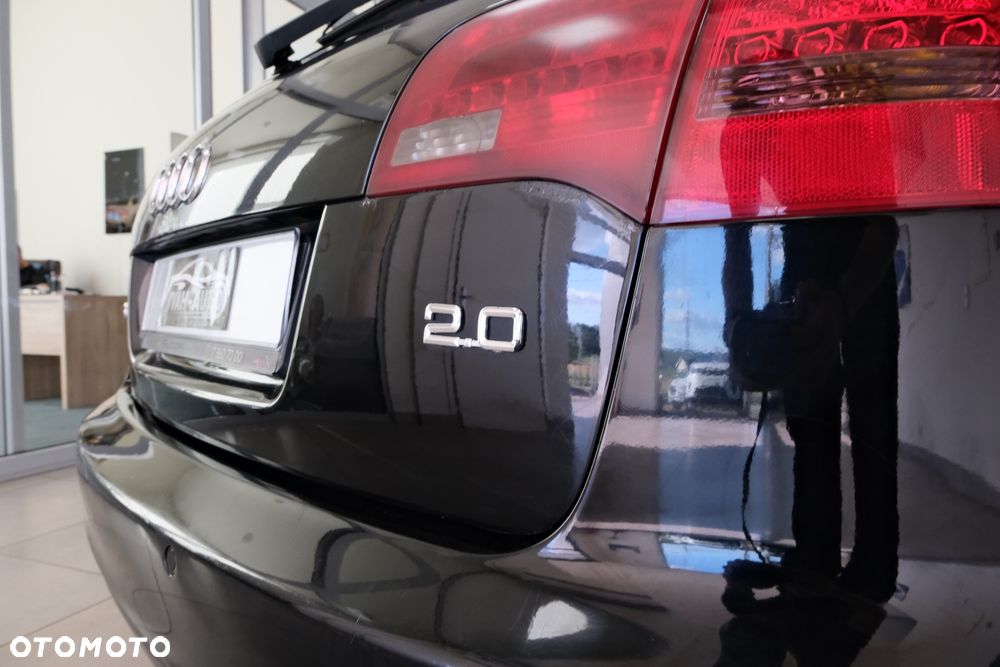 Audi A6 Avant - 10