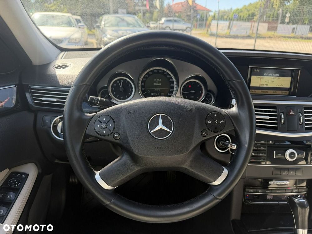 Mercedes-Benz Klasa E 220 BlueTEC 7G-TRONIC Avantgarde - 36
