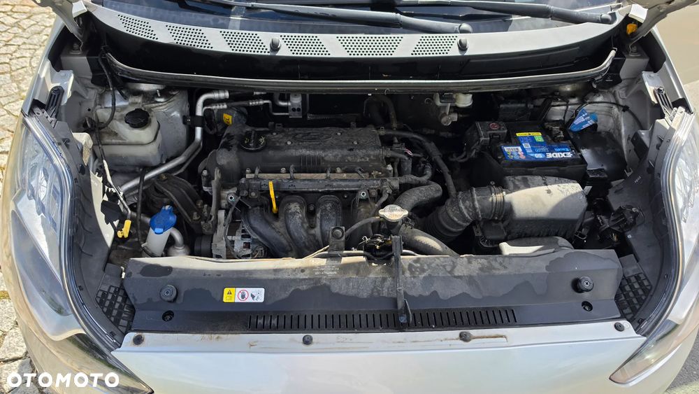 Hyundai ix20 1.4 blue Comfort - 13