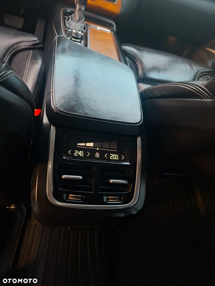 Volvo XC 90 - 19