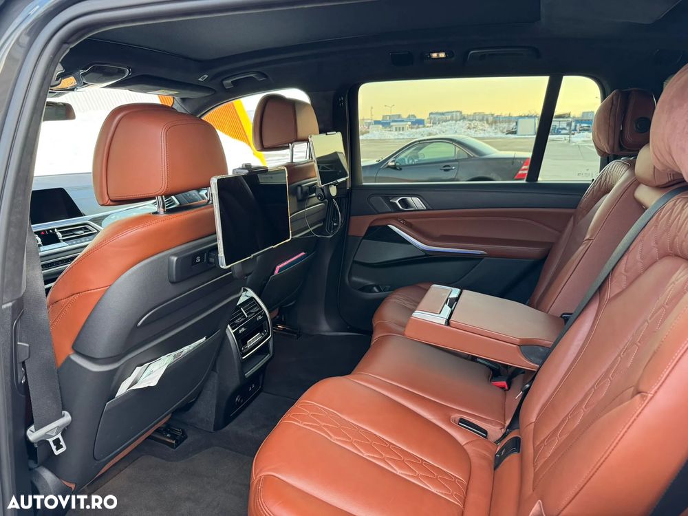 BMW X7 - 6