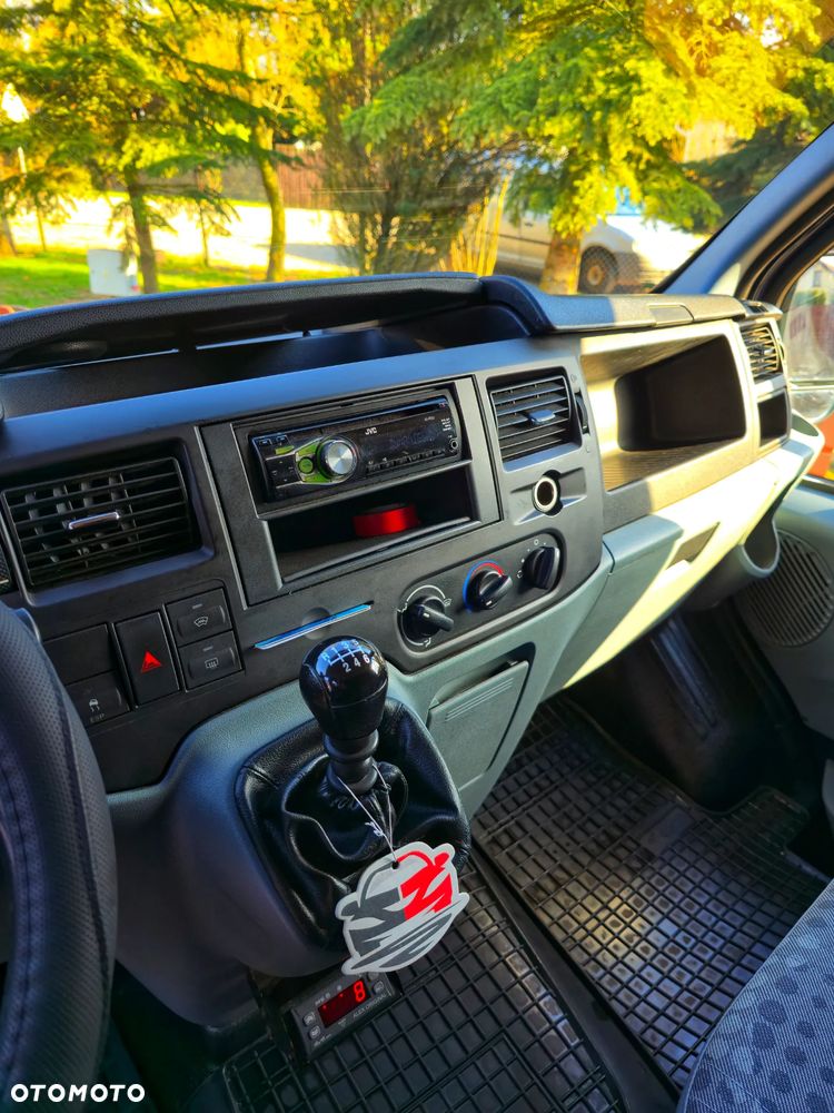 Ford Transit - 7