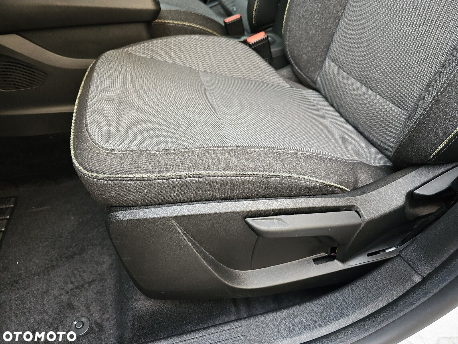 Renault Captur - 27