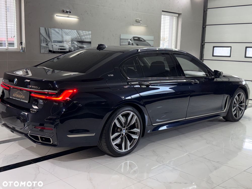 BMW Seria 7 - 8
