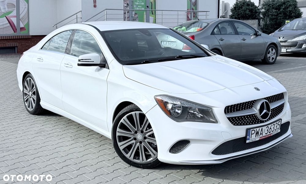 Mercedes-Benz CLA - 32
