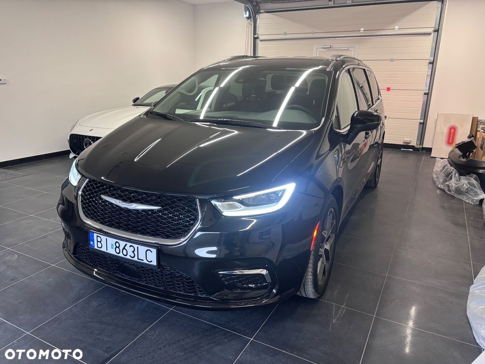 Chrysler Pacifica - 6