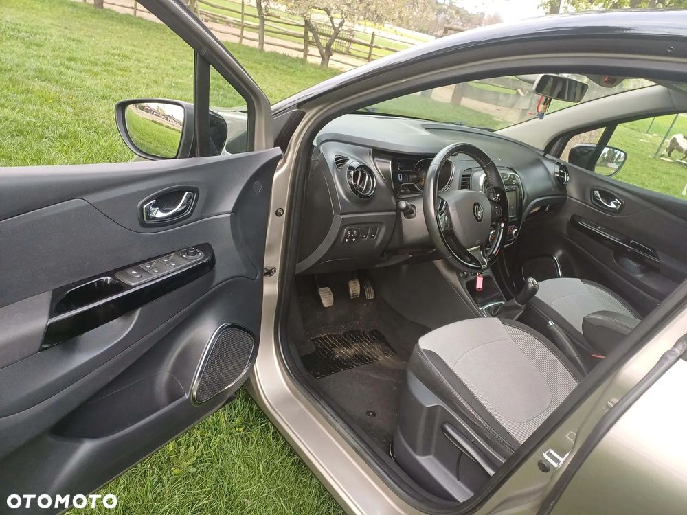 Renault Captur - 19