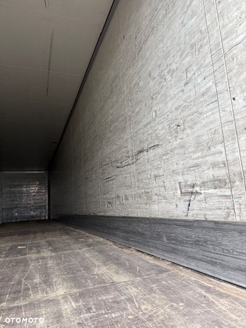 Schmitz Cargobull SKO24 IZOTERMA Naczepa Ciężarowa, OSIE SAF, PODNOSZONA OŚ, RAMA W OCYNKU, ŚCIANA 5,5CM - 22