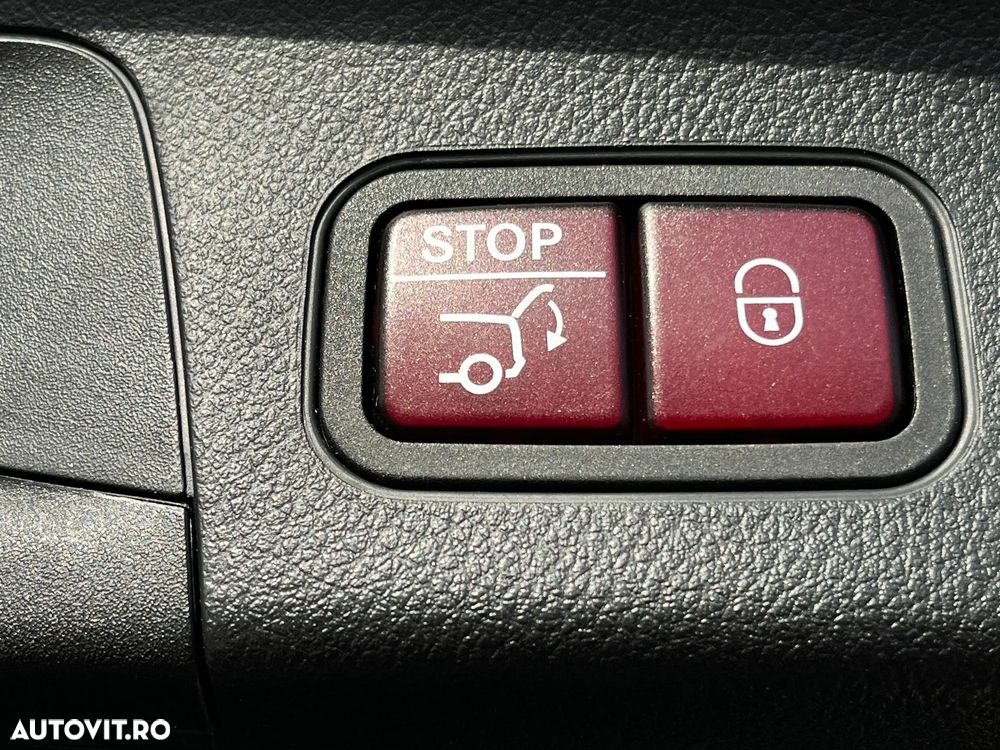 Mercedes-Benz GLA 250 e 8G-DCT AMG Line - 30