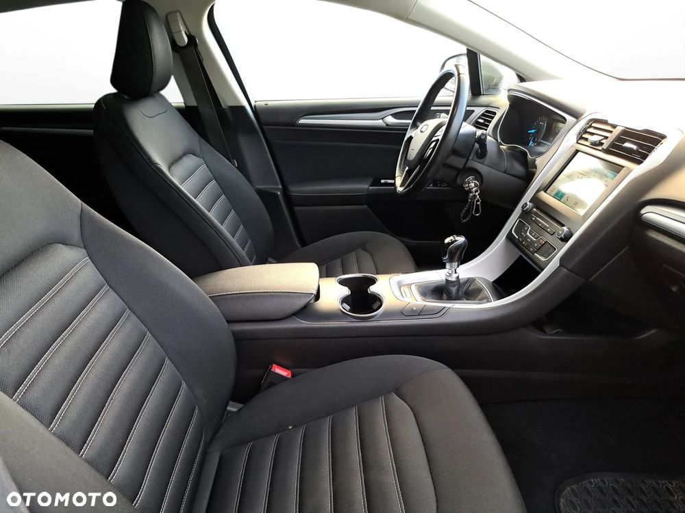 Ford Mondeo 1.5 EcoBoost Trend - 12