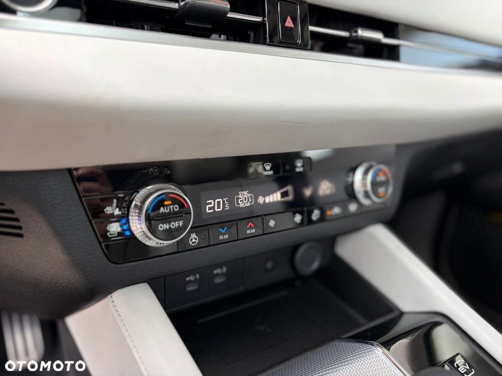 Mitsubishi Outlander - 23