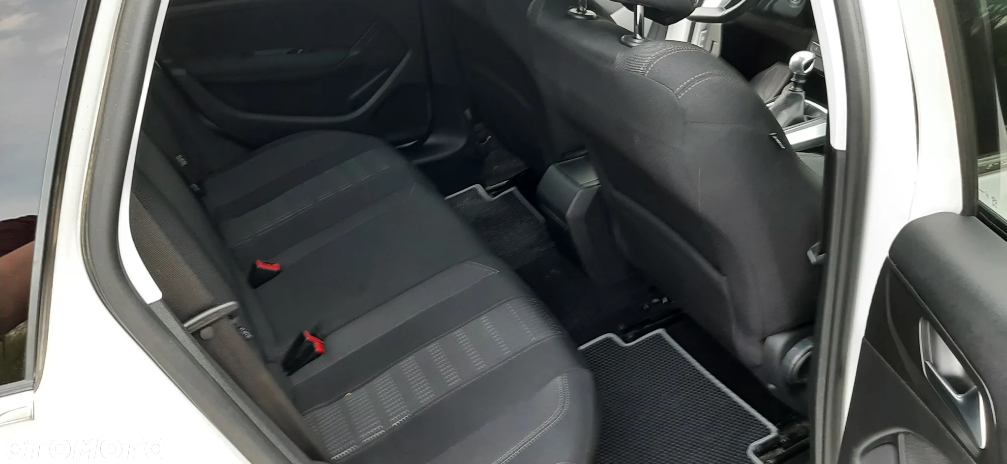 Peugeot 308 2.0 BlueHDi Allure S&S - 21
