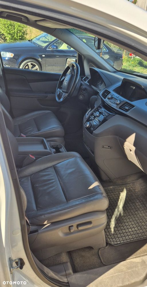 Honda Odyssey 3.5 EX - 12