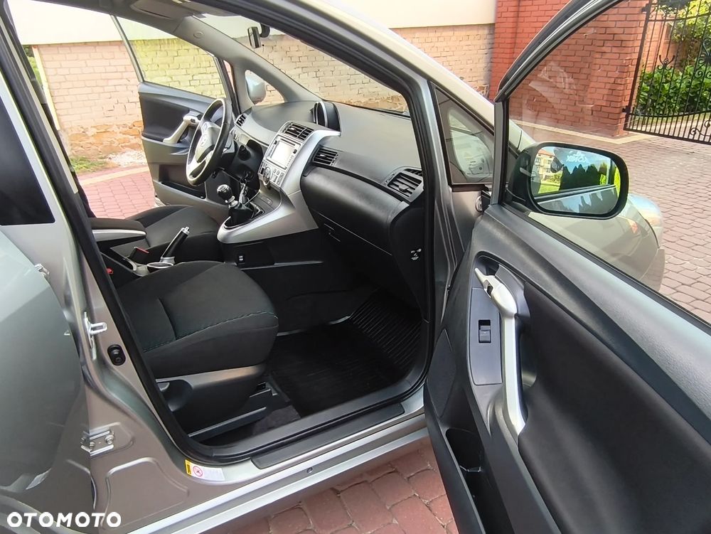 Toyota Verso 1.8 Sol plus NAVI - 15