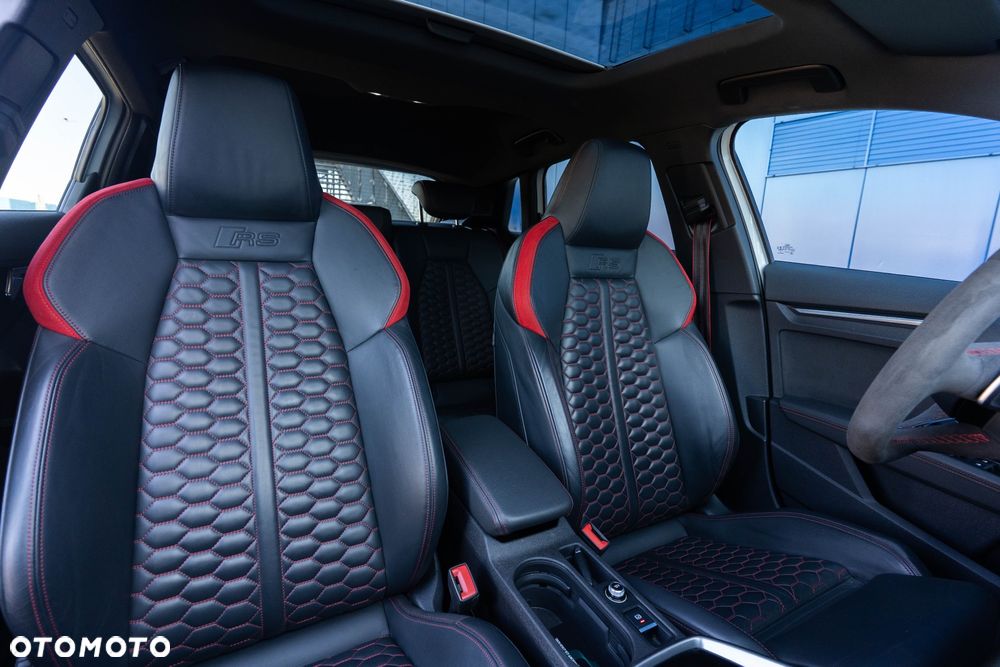 Audi RS3 Sportback - 10