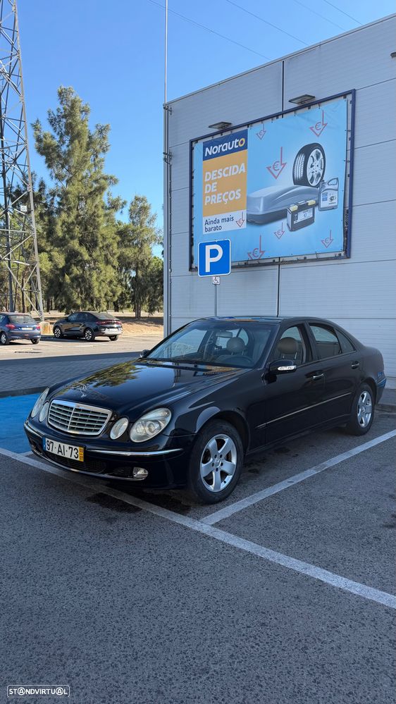 Mercedes-Benz E 220
