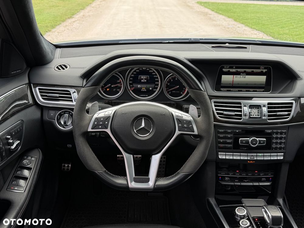 Mercedes-Benz Klasa E - 14