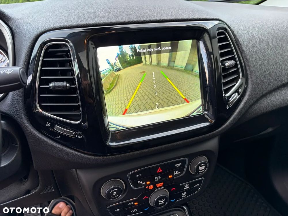 Jeep Compass - 15