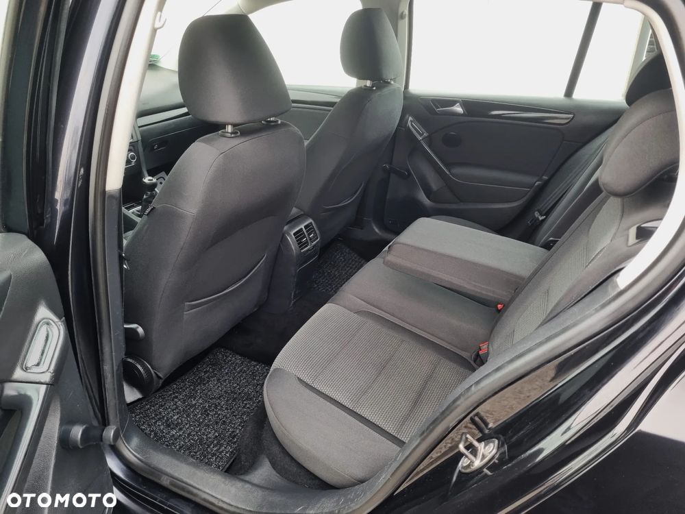 Volkswagen Golf 1.4 Edition - 12