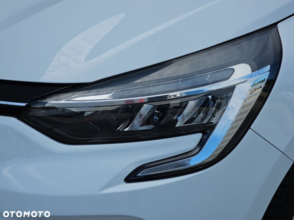 Renault Clio - 10