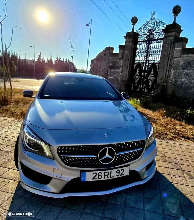 Mercedes-Benz CLA 200 d Shooting Brake AMG Line - 2