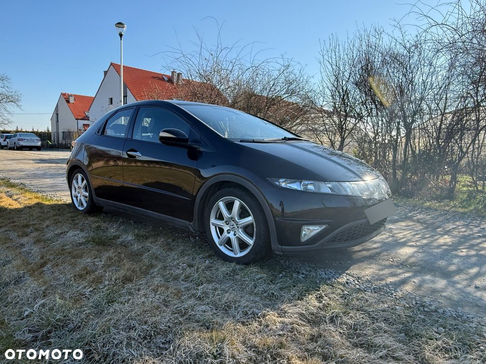Honda Civic 1.8 Executive - 3