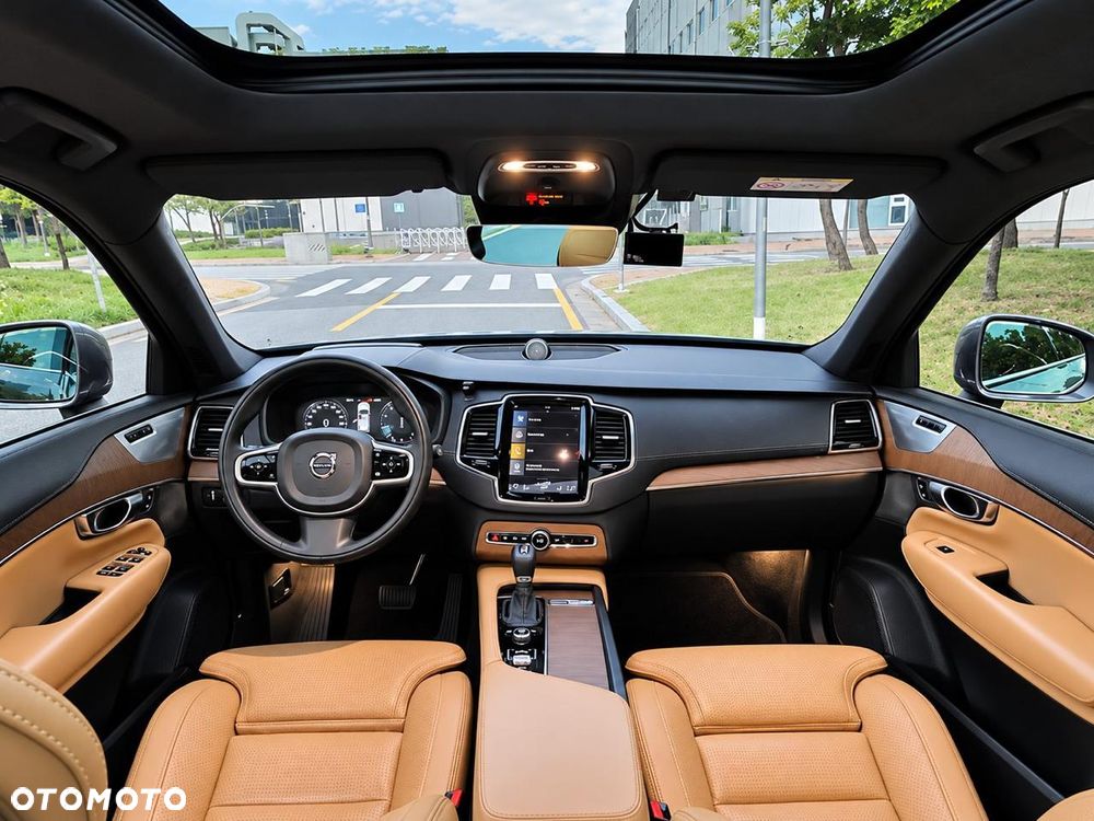 Volvo XC 90 - 6