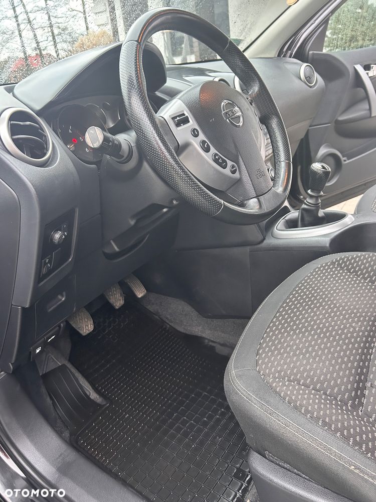 Nissan Qashqai - 34