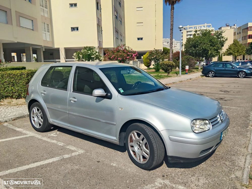 VW Golf 1.9 TDi Highline - 2