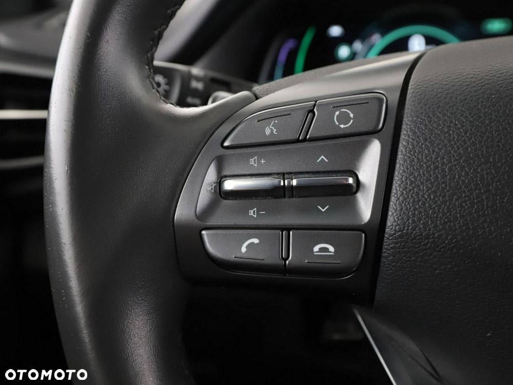 Hyundai IONIQ 1.6 GDI - 32