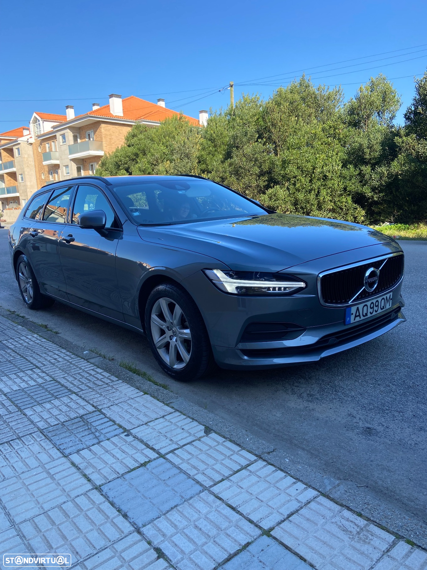 Volvo V90 - 2