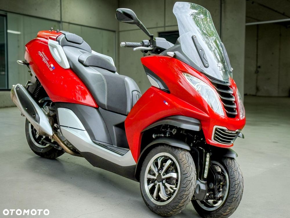Peugeot Metropolis - 1