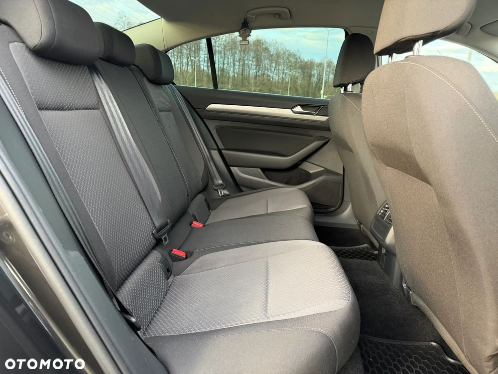 Volkswagen Passat 1.5 TSI EVO Business DSG - 35