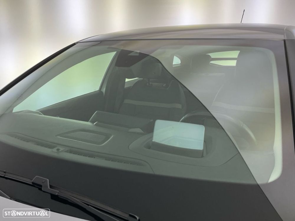 Citroën C4 1.2 PureTech Shine - 19