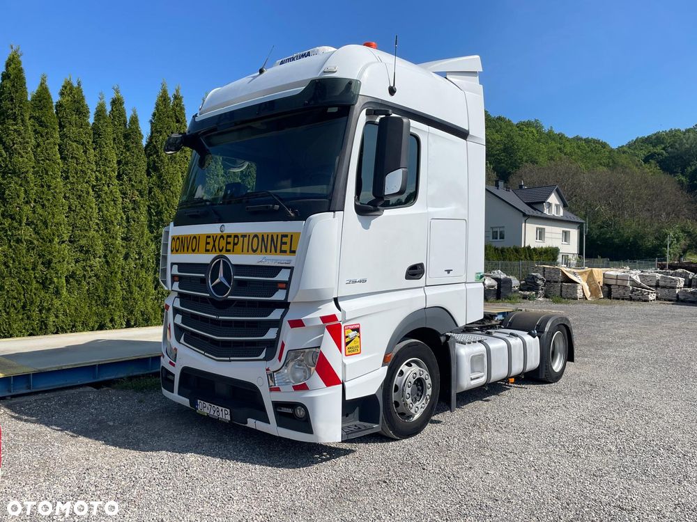 Mercedes-Benz Actros1845