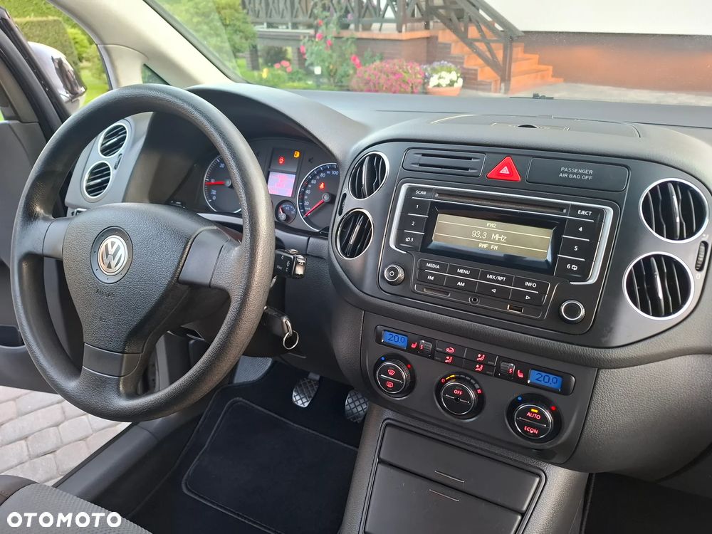 Volkswagen Golf Plus - 36