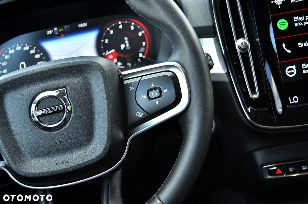 Volvo XC 40 - 26