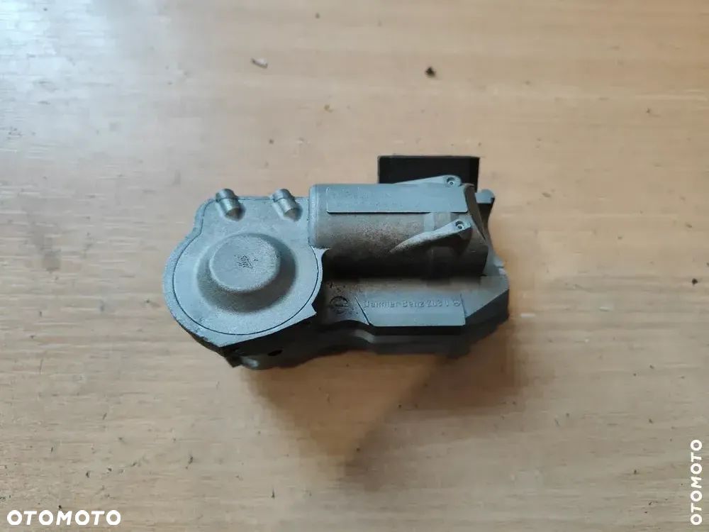 Blokada kolumny Mercedes W211 A0375456132 - 2