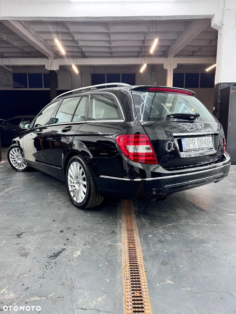 Mercedes-Benz Klasa C - 17