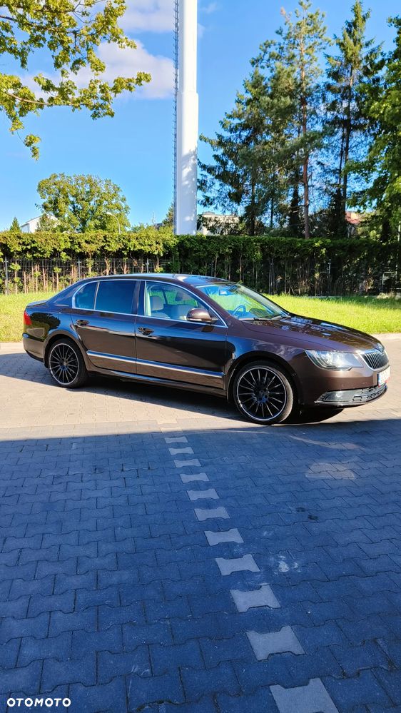 Skoda Superb 2.0 TSI Elegance DSG - 1