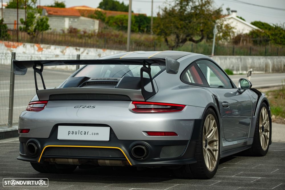 Porsche 911 (991) GT2 RS - 6