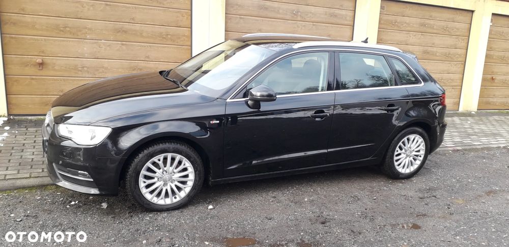 Audi A3 Sportback 2.0 TDI (clean diesel) quattro Ambiente - 11