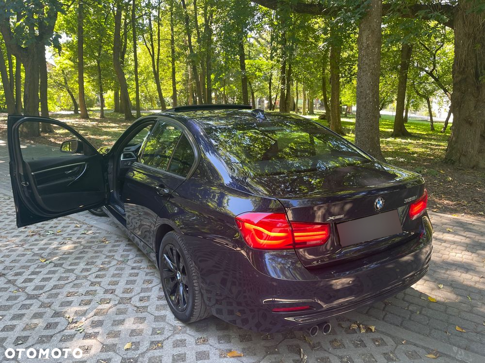 BMW Seria 3 328i xDrive - 26