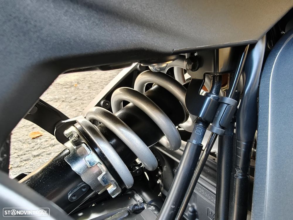 Yamaha MT-09 - 36