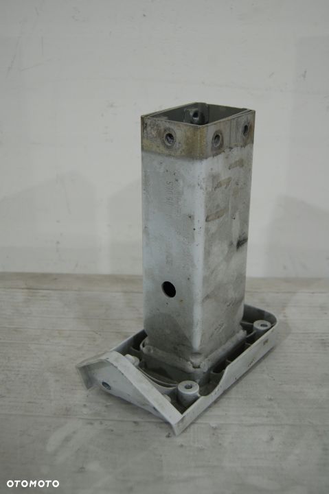 STREFA ZGNIOTU ODBÓJ AUDI TT 8J 8J0 8J0806110E - 1